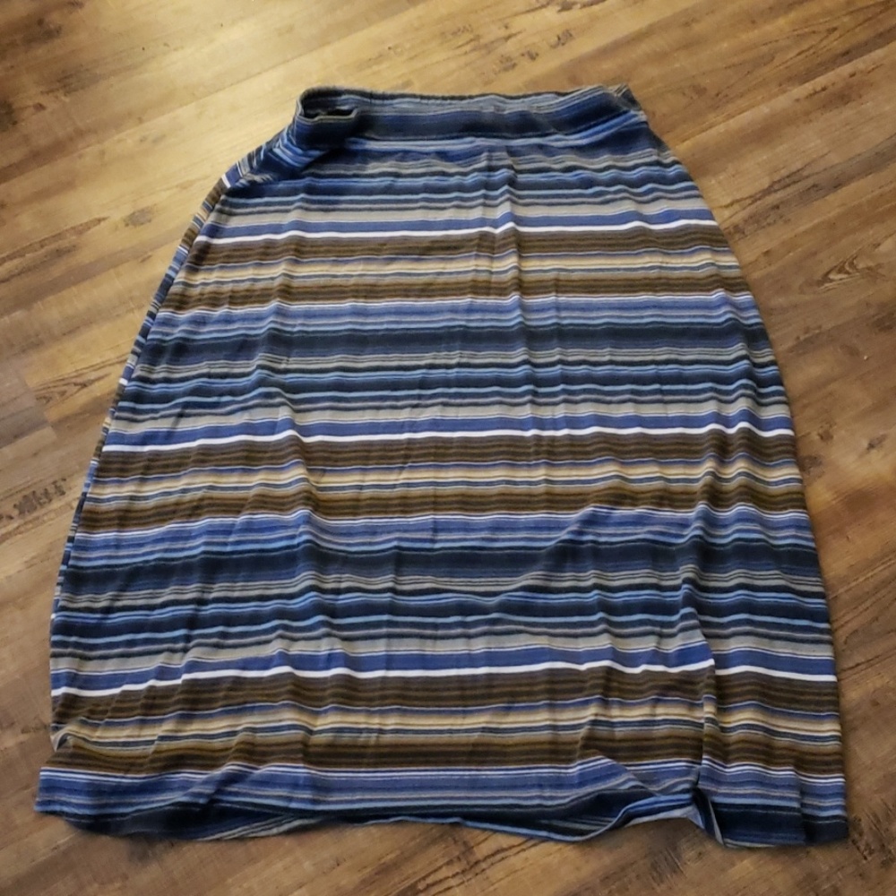 Roz&Ali maxi skirt